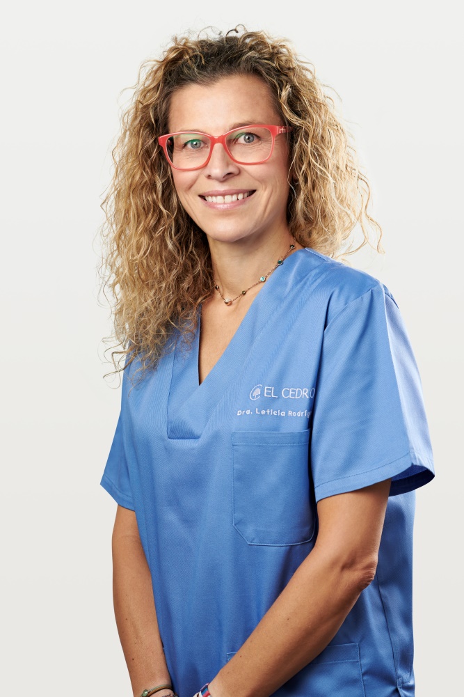 Dr. Leticia Rodríguez, Directora Médica Clínica Cedro. Responsable científica, gestión de clínica. Miembro del Comité Científico de DM El Dentista Moderno.