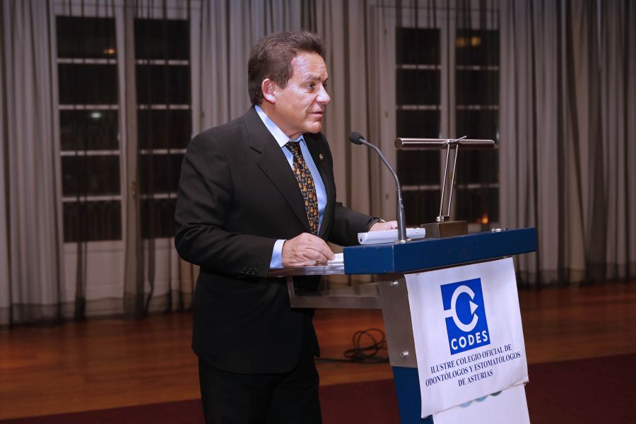 Javier González Tuñón, presidente del Colegio Oficial de Odontólogos y Estomatólogos de Asturias.