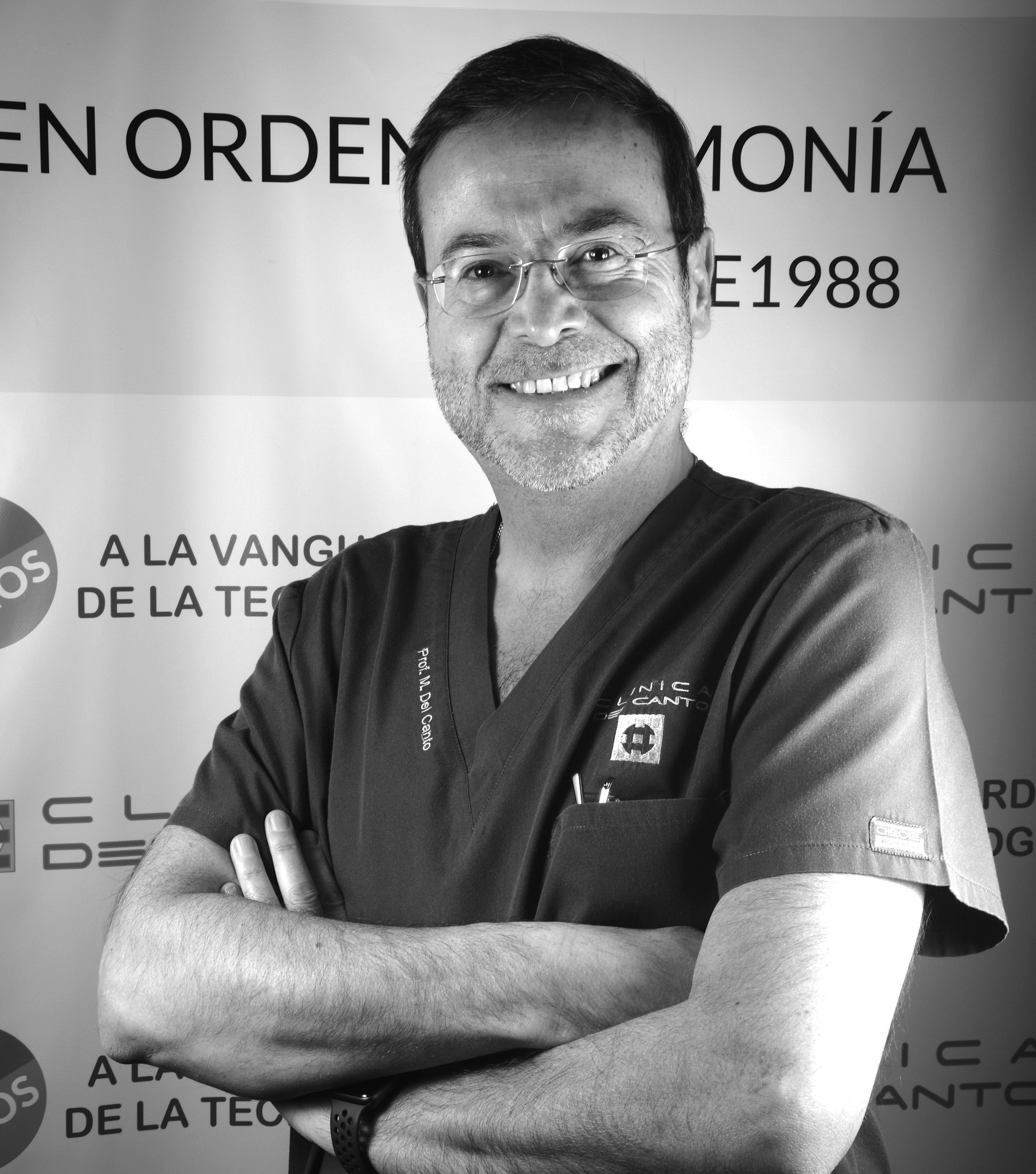 Dr. Mariano del Canto Pingarrón, MD, DDS, PHD. Profesor y director del Máster en Cirugía Bucal, Implantología y Periodoncia de la Universidad de León.