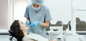dentista_pexels-cedric-fauntleroy-4269693