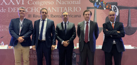 En la imagen, el Dr. Óscar Castro Reino, presidente del Consejo General de Dentistas, junto a los ponentes del Taller de Trabajo titulado 