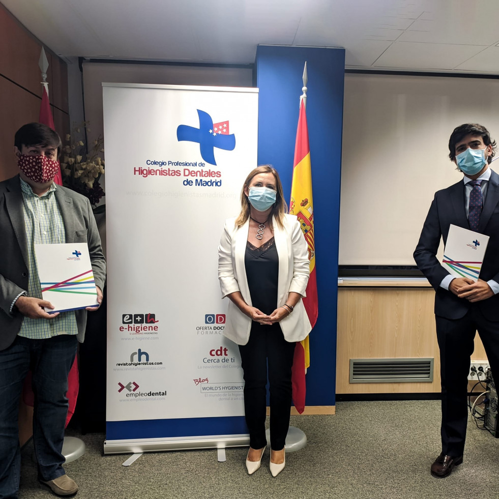 normon-y-el-colegio-de-higienistas-dentales-de-madrid-firman-un-acuerdo-para-promover-la-formacion-continua