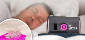 Este dispositivo detecta siete canales diferentes de información mientras el paciente está dormido, lo que permite distinguir los diferentes tipos de apnea del sueño. FOTO: BTI