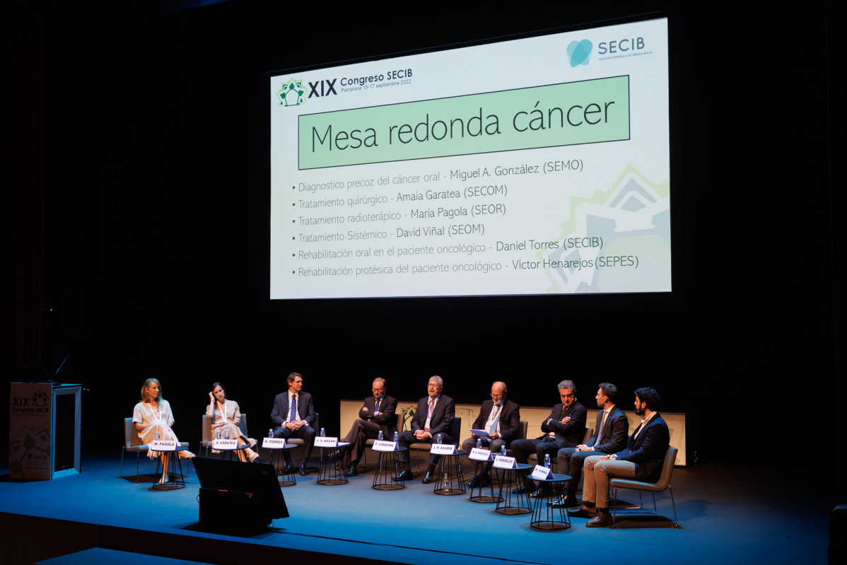 Mesa redonda cancer