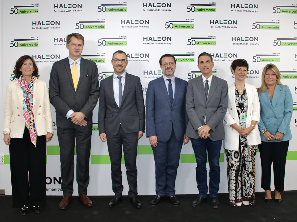 Foto Oficial   50 aniversario HALEON ALCALA HENARES