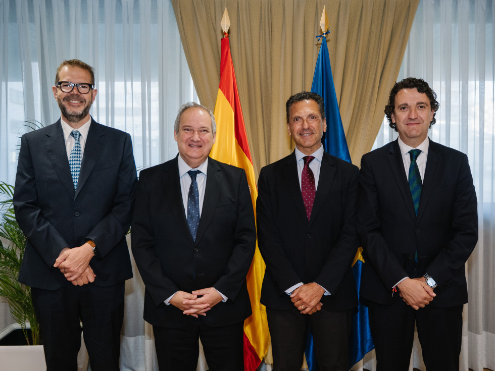 Posado Ministerio Industria y Fenin