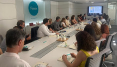 Imagen reunión fenin y SSCC código ético