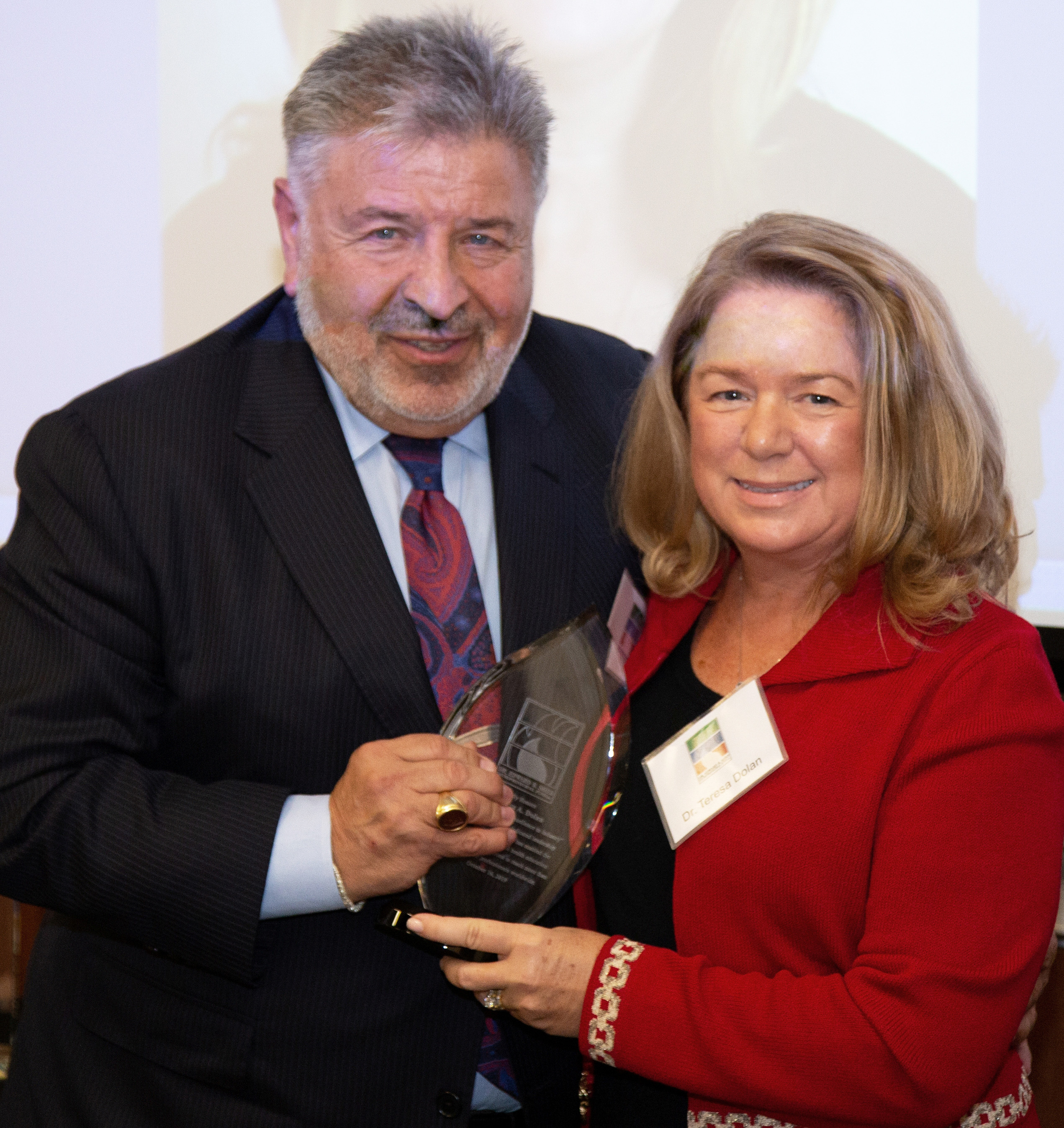 La Dr. Terri Dolan, Premio Dr. Edward B. Shils Innovator Award. FOTO: Denstply Sirona