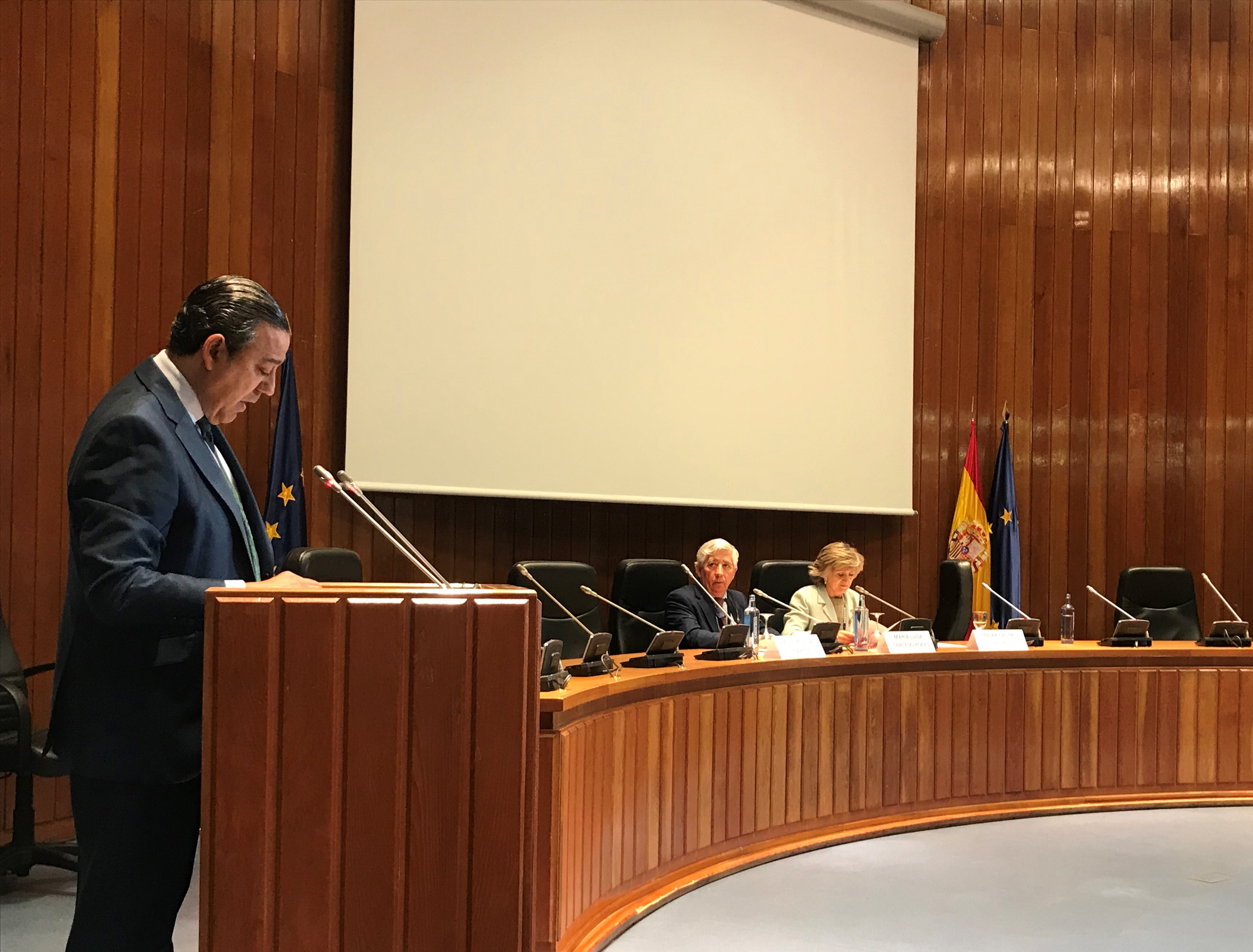 El Dr. Castro ha solicitado dar una solución urgente a la población infantil, discapacitados y adultos mayores, además de crear un Servicio Dental Comunitario para que disminuyan las diferencias interterritoriales. FOTO: Consejo General de Dentistas