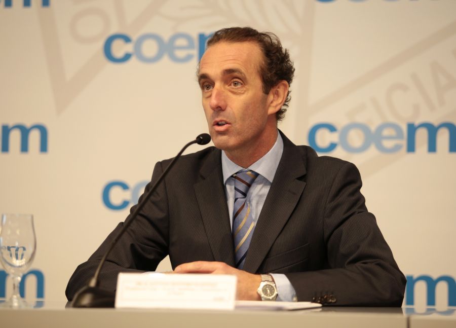 El presidente del COEM, Antonio Montero, hace unas semanas en la rueda de prensa con motivo del cierre de Funydent.