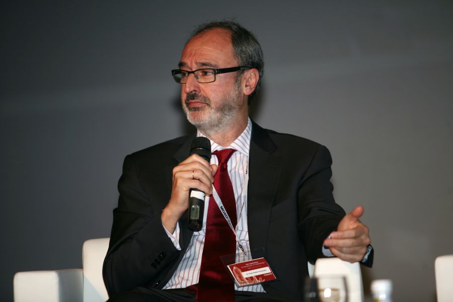 El Dr. Pedro Bullón Fernández, Presidente de la Conferencia de Decanos de Universidades de España.